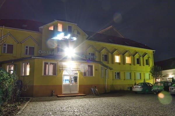 Hotel Apollon Mukaczewo Zewnętrze zdjęcie
